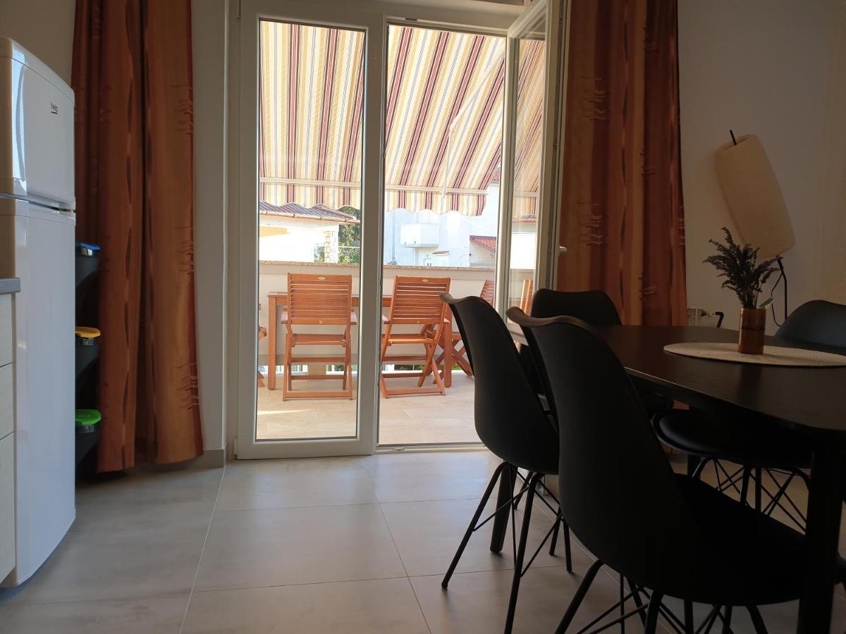 Apartments Ribaric Palit Exterior photo